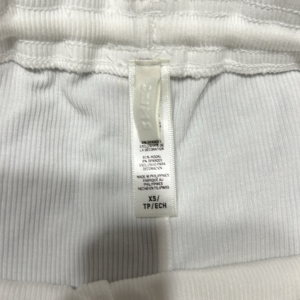 Shorts - Picture 2 of 2